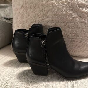 Black leather Frye boots